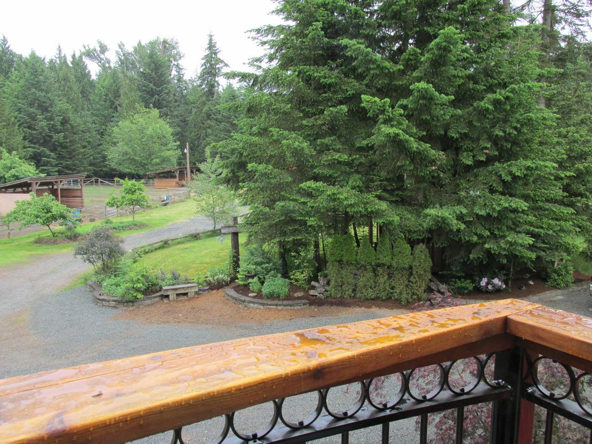 Paradise Acres Ranch Nanoose Bay Exterior foto