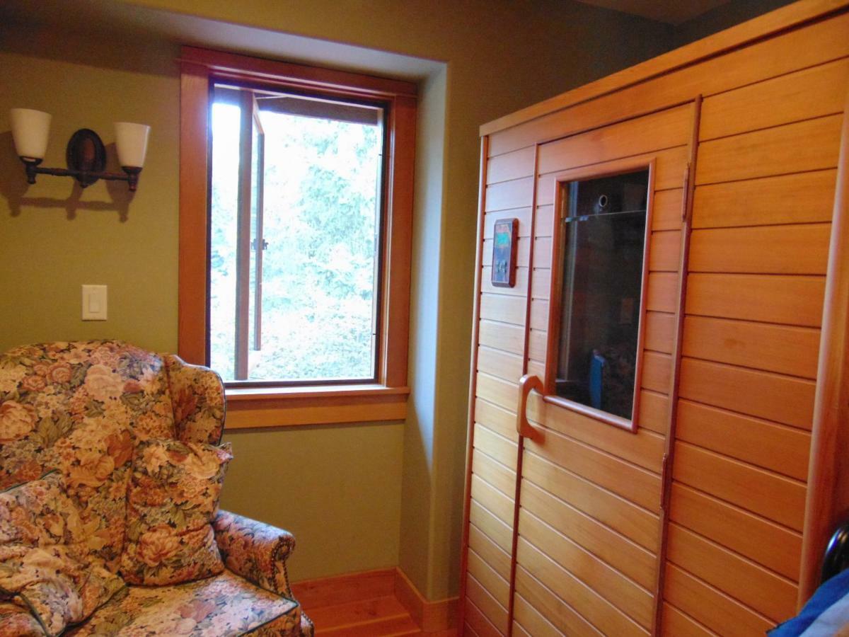 Paradise Acres Ranch Nanoose Bay Exterior foto